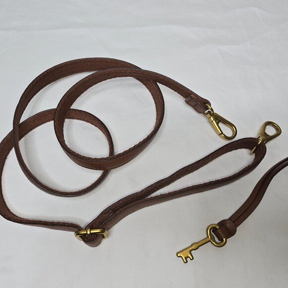 FOSSIL Brown Grain Leather Adjustable REPLACEMENT STRAP ONLY W/ Fossil Key Fob - Picture 3 of 4